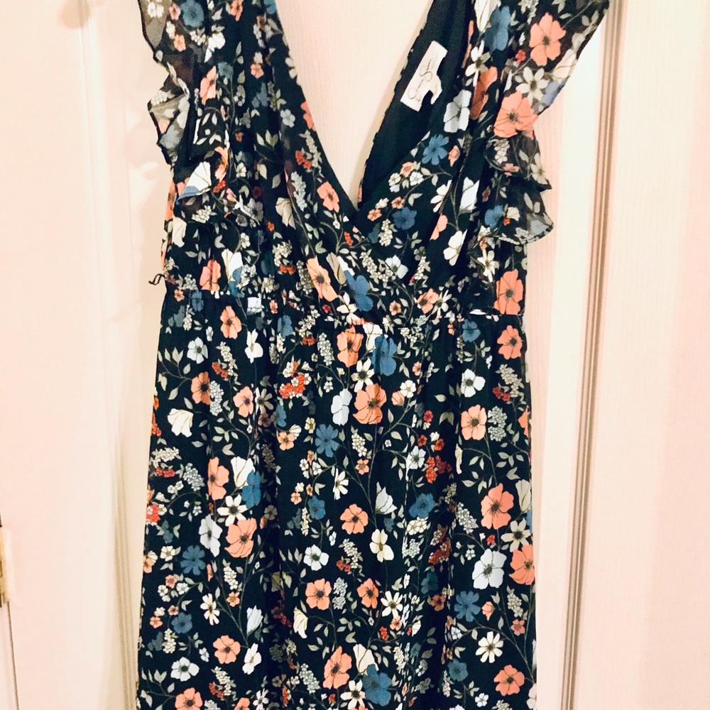 Maternity Dress M- Jessica Simpson